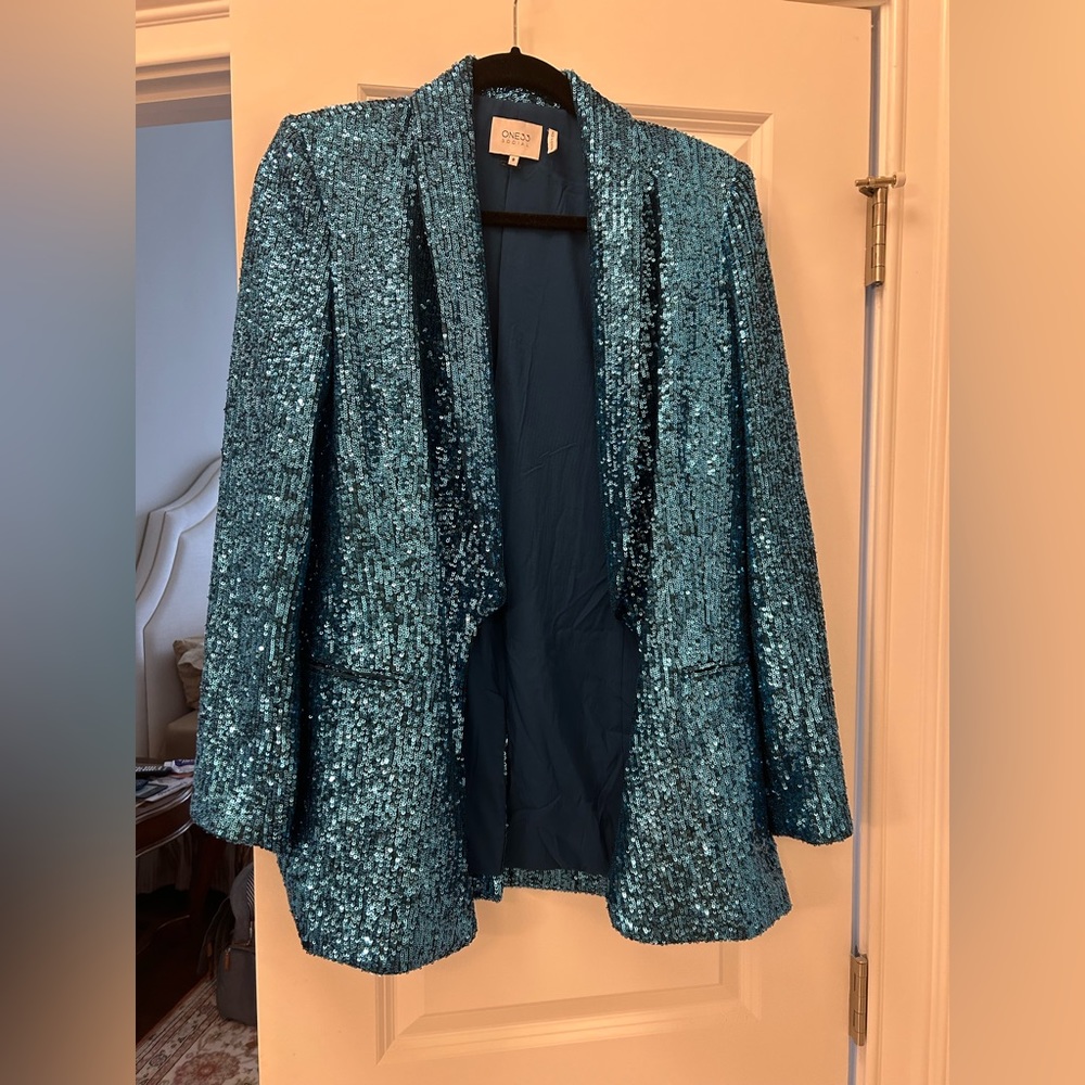 Beautiful blue sequin blazer. Never worn! One33 Social brand size 8.